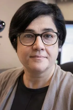 Lili-Naz Hazrati photo
