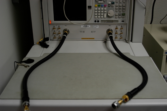 figure-results-2 Vector network analyzer setup for RF signal measurement and analysis in electrical engineering.